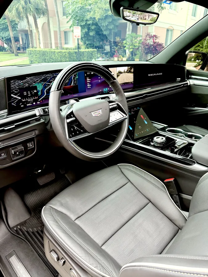 Кабина водителя Escalade